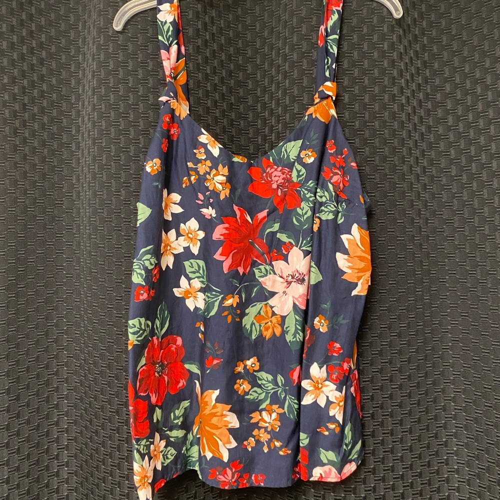 Floral tank top